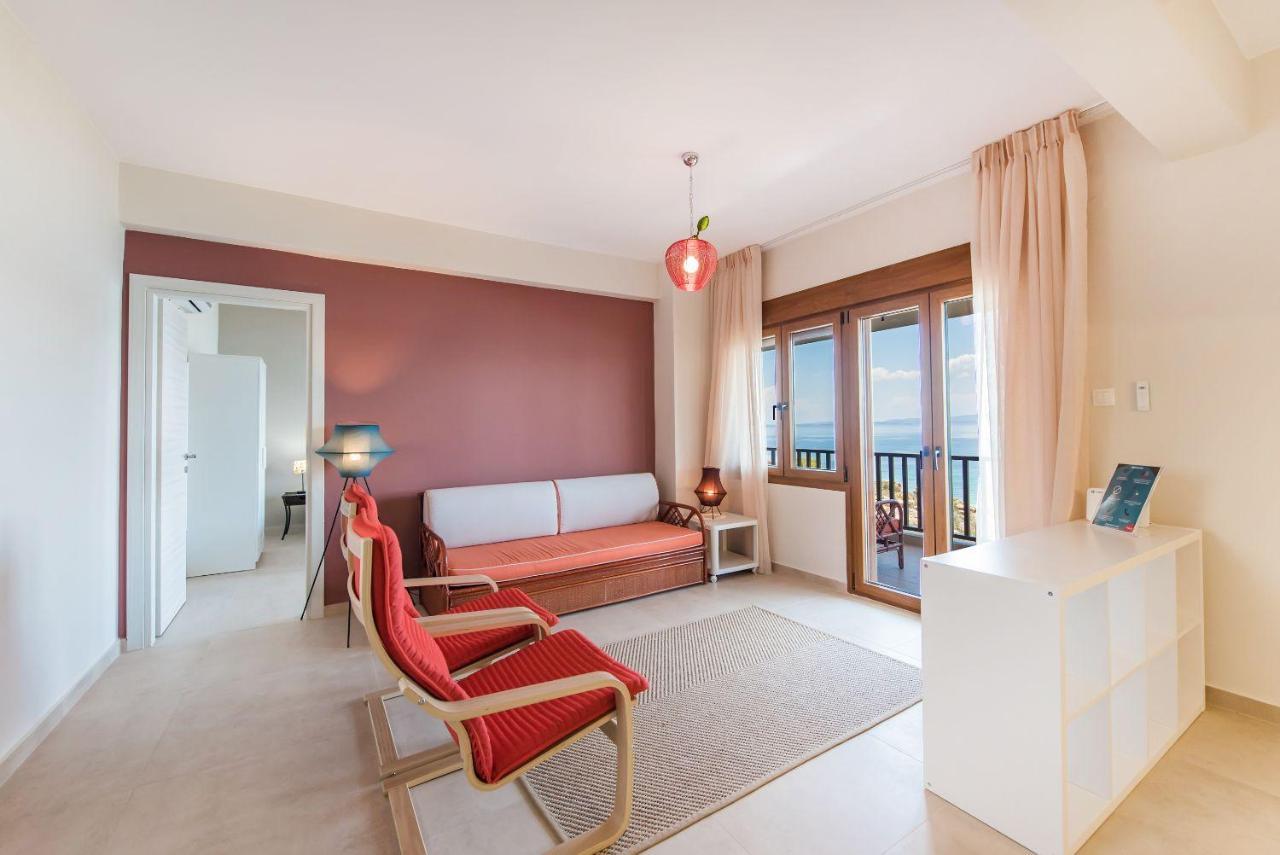 Nereus & Oceanus Beachfront Apartments, Lagonisi Beach #Feelslikehome Ormos Panagias Exterior foto
