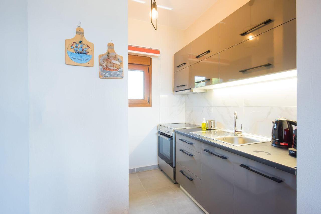 Nereus & Oceanus Beachfront Apartments, Lagonisi Beach #Feelslikehome Ormos Panagias Exterior foto