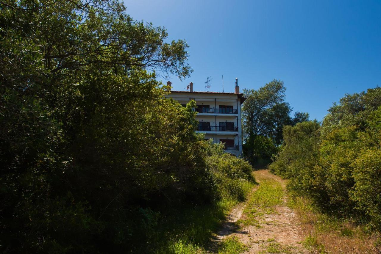 Nereus & Oceanus Beachfront Apartments, Lagonisi Beach #Feelslikehome Ormos Panagias Exterior foto