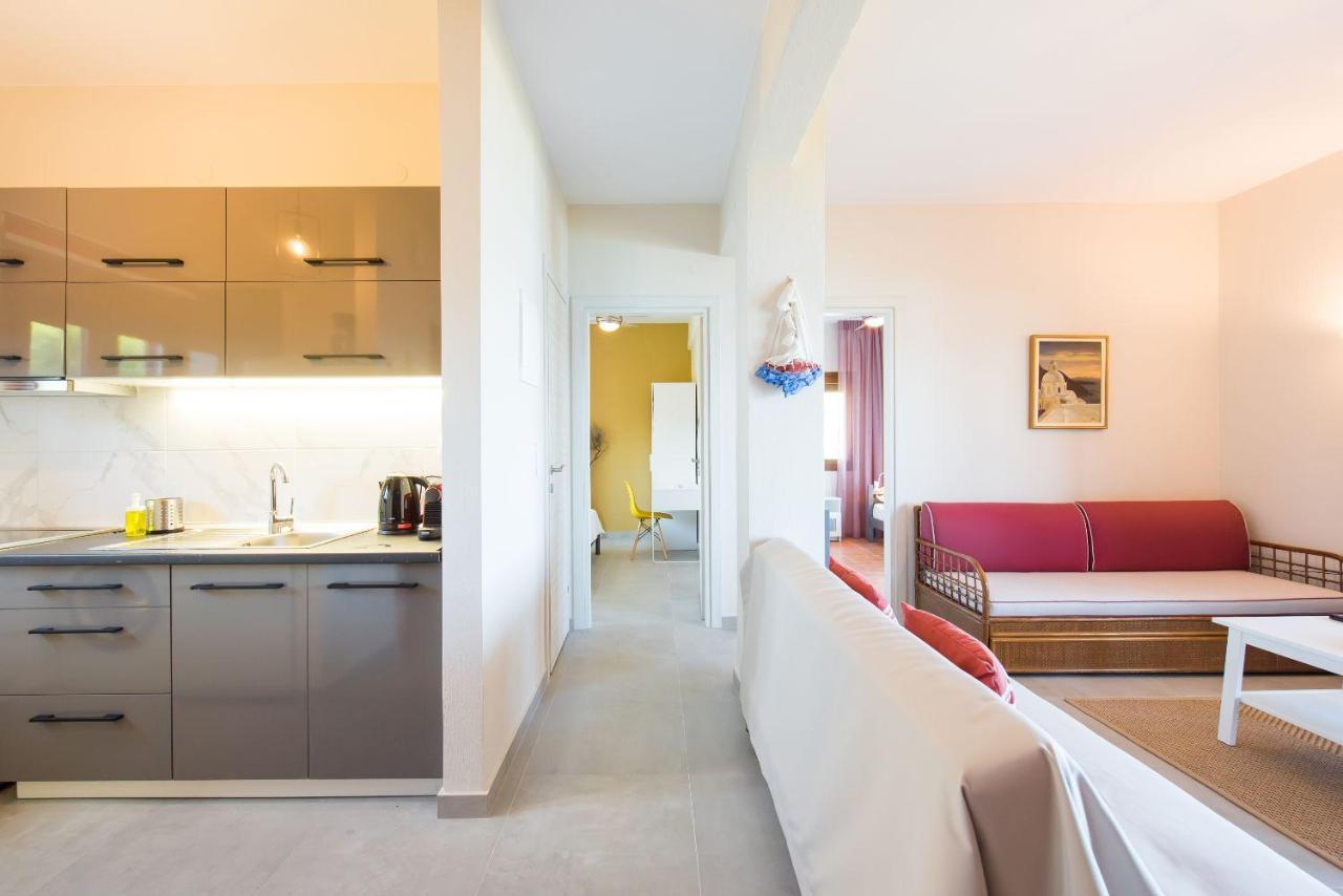 Nereus & Oceanus Beachfront Apartments, Lagonisi Beach #Feelslikehome Ormos Panagias Exterior foto
